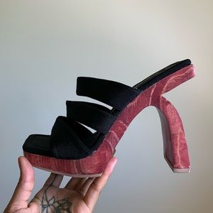 Vintage 90s Strappy Platform Sandals W7